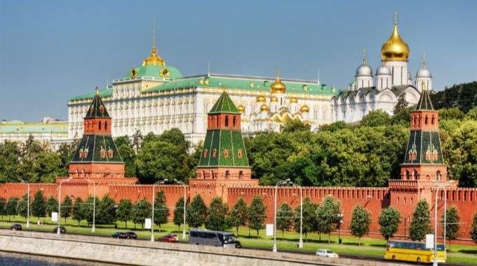 Explore Russia Visa Free by Ferry from Helsinki: St. Petersburg - Moscow - 5 days (VF-01)
